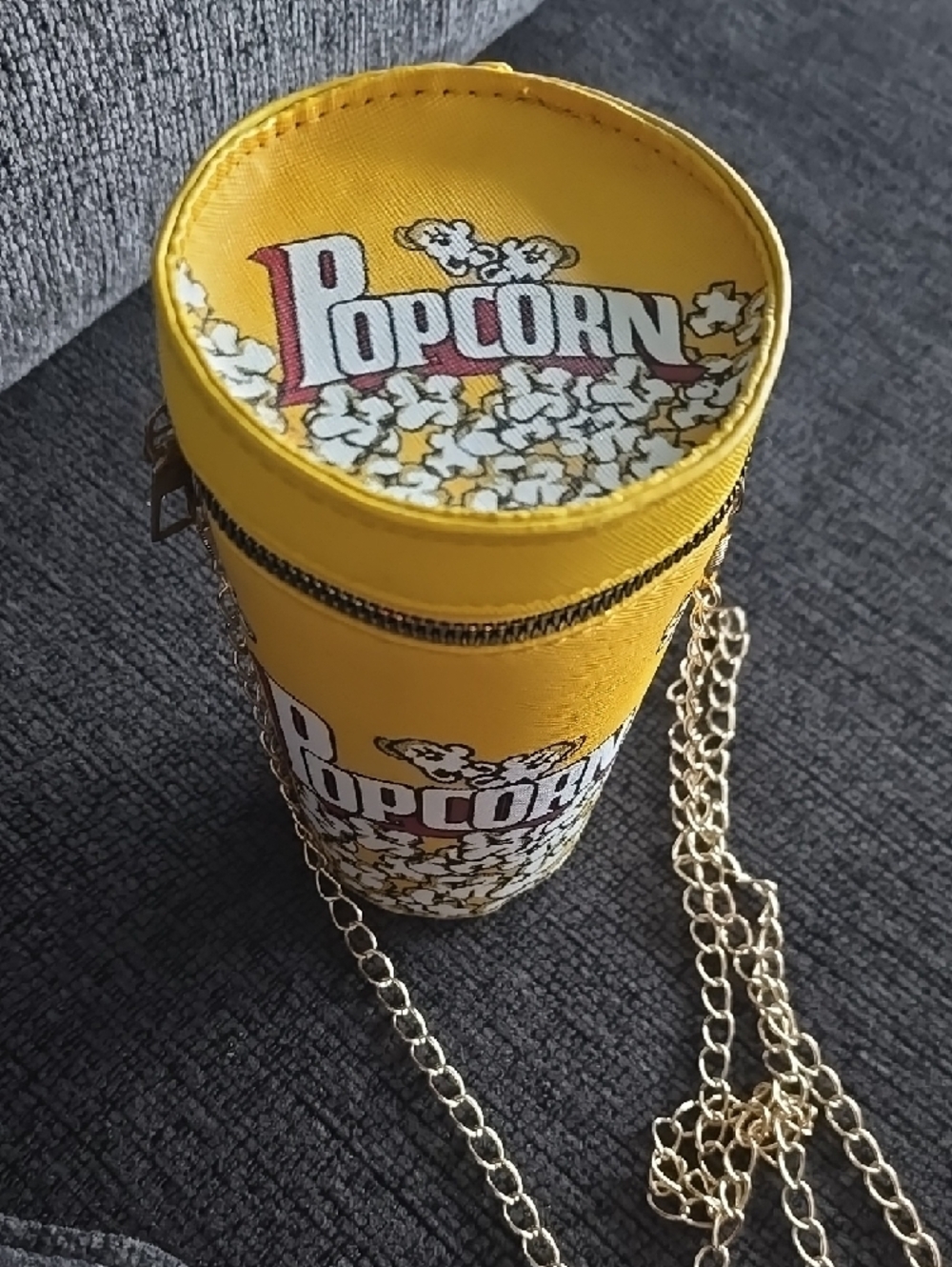 Yellow Popcorn Print Crossbody Bag with Gold Chain - Picture 2 of 8